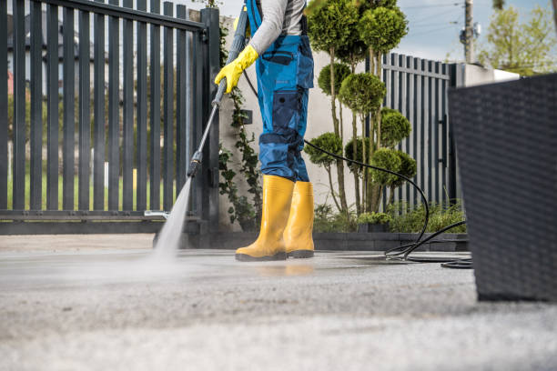 Best Parking Lot and Garage Cleaning  in Hill N Dale, FL
