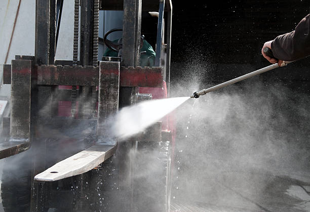 Professional Pressure Washing in Hill N Dale, FL